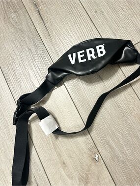 VERB Black Women's Crossbody Fanny pack